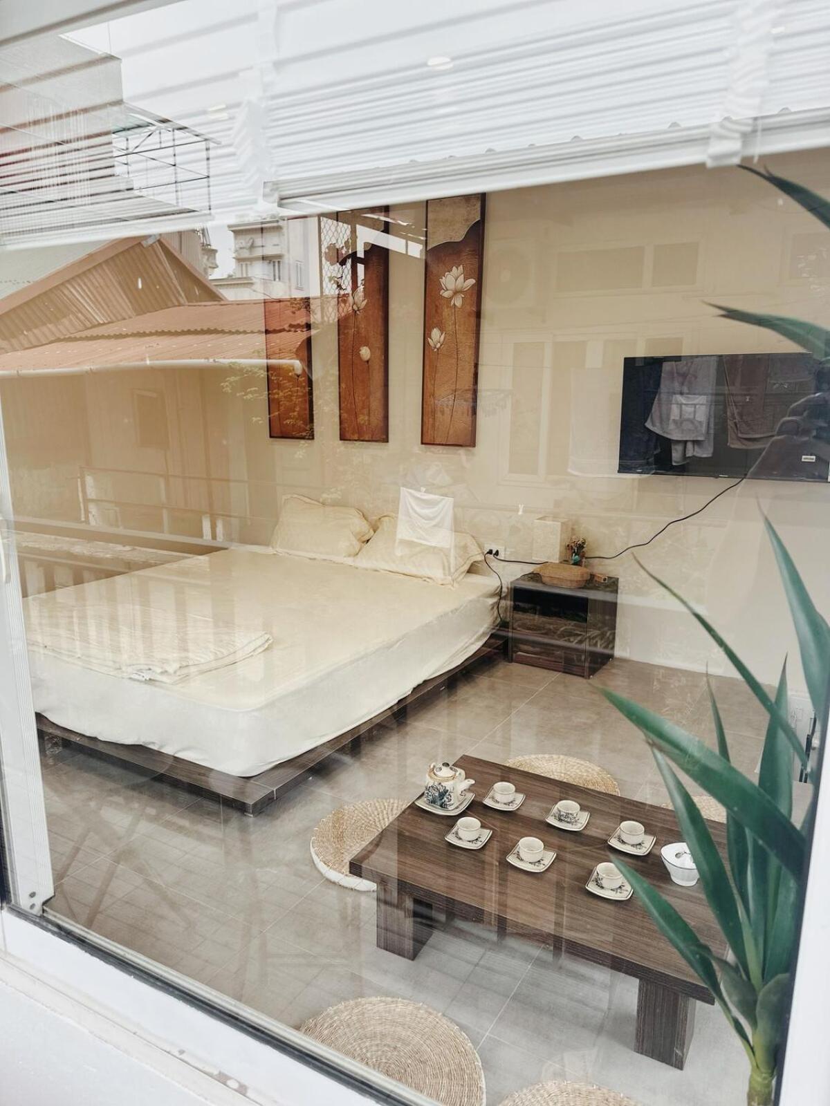 Appartement B House - 3 Bedroom 2 Bath, Balcony, Quiet, Old Quarter, 5ms *